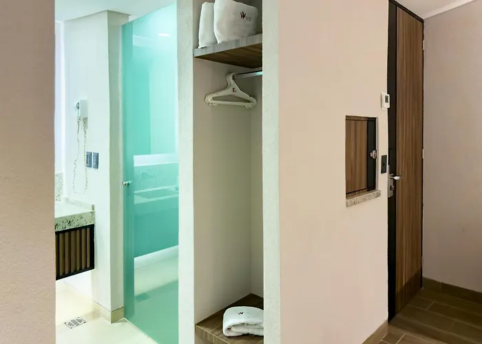 Hotel Via La