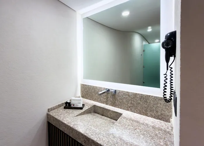 Hotel Via La 3*