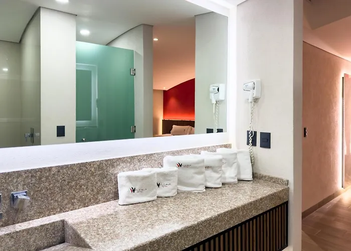 Hotel Via La