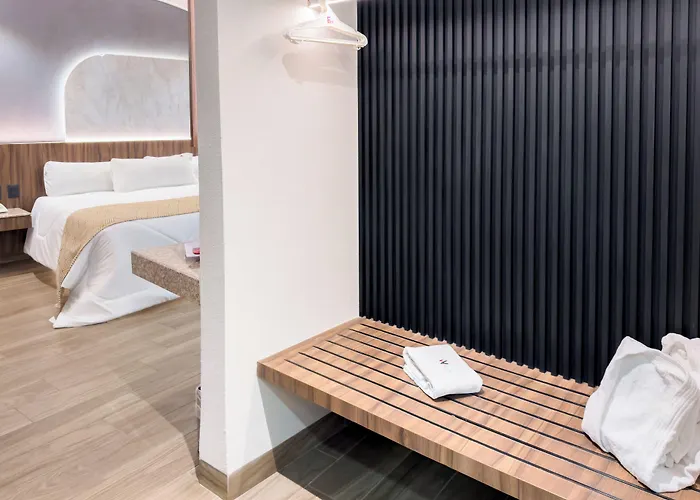 Hotel Via La 3*